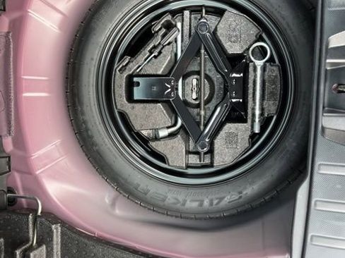 Used 2023 Subaru Forester Premium image 23