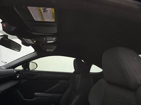 Used 2024 Toyota GR86 RWD image 11