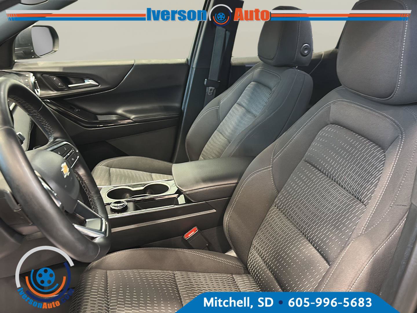 Used 2026 Chevrolet Equinox LT AWD/4WD image 23