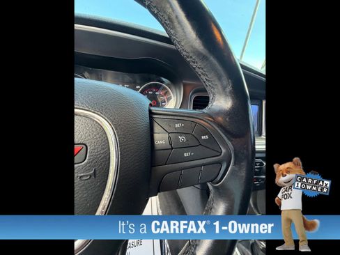 Used 2019 Dodge Charger SXT image 32