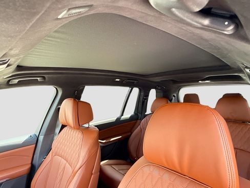 New 2026 BMW X7 xDrive40i w/ Executive Package image 28