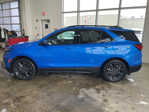 Used 2024 Chevrolet Equinox RS w/ RS Leather Package image 8