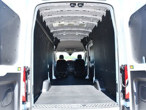 New 2026 Ford Transit 250 148 High Roof Extended AWD w/ Load Area Protection Package image 18
