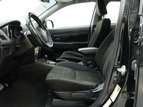 Used 2024 Mitsubishi Outlander Sport ES AWD/4WD image 7