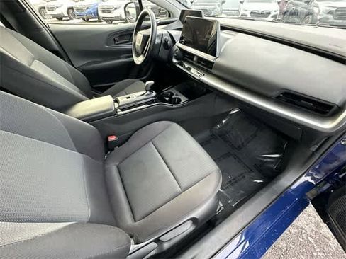 Used 2024 Toyota Prius LE image 18