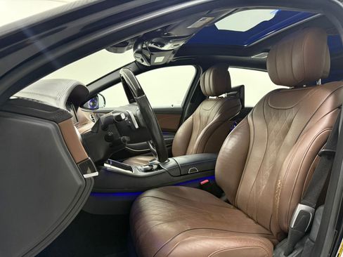 Used 2017 Mercedes-Benz Maybach S 550 4MATIC image 31