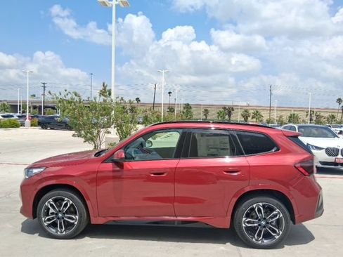 New 2026 BMW X1 xDrive28i w/ M Sport Package AWD/4WD image 3