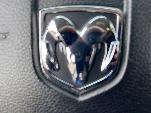 Used 2018 RAM 1500 Express w/ Express Value Package AWD/4WD image 17