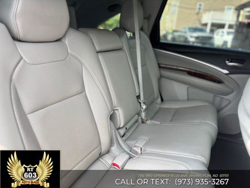 Used 2020 Acura MDX SH-AWD w/ Technology Package image 17