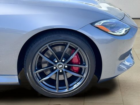 Used 2024 Nissan Z Performance w/ Floor Mat Package RWD image 40