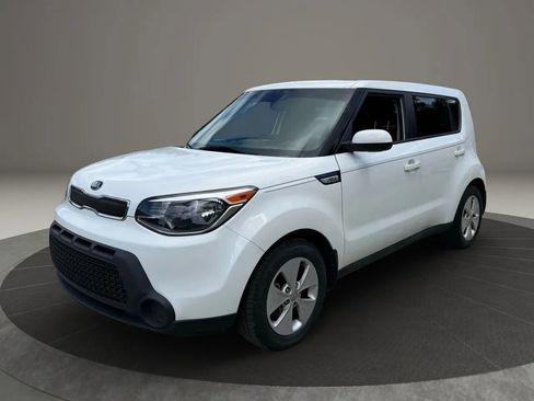 Used 2015 Kia Soul image 3