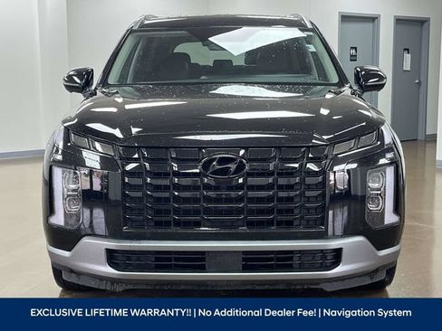 Used 2025 Hyundai Palisade SEL FWD image 2