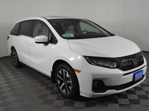 New 2026 Honda Odyssey EX-L image 4