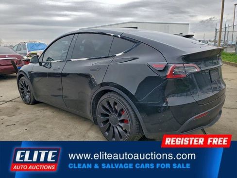 Used 2021 Tesla Model Y Performance image 4