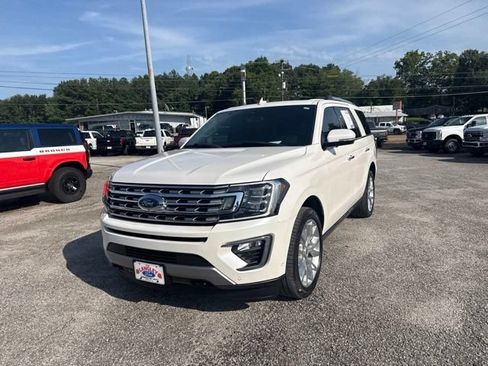 Used 2019 Ford Expedition Limited w/ Equipment Group 302A AWD/4WD image 6