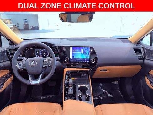 Used 2025 Lexus NX 250 FWD w/ Accessory Package (Z2) image 10