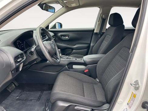 Used 2024 Honda HR-V LX image 9