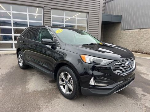Used 2022 Ford Edge SEL w/ Convenience Package image 3