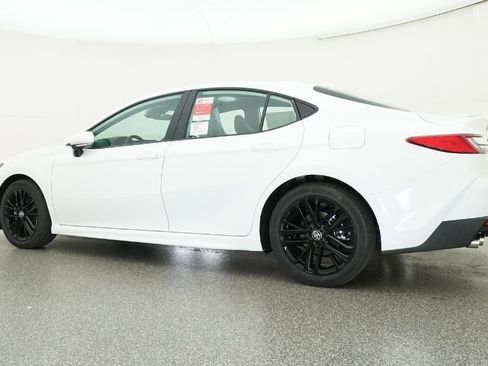 New 2026 Toyota Camry SE image 20