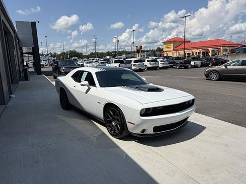 Used 2016 Dodge Challenger R/T Plus RWD image 7