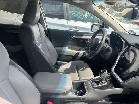 Used 2020 Subaru Outback Limited image 11