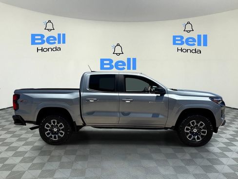 Used 2024 Chevrolet Colorado Z71 w/ Z71 Convenience Package 2 AWD/4WD image 5
