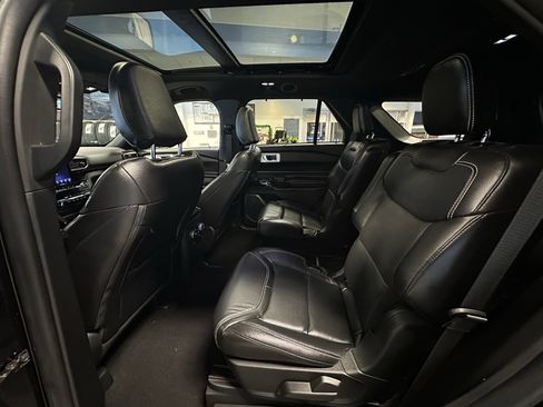 Used 2021 Ford Explorer ST w/ Equipment Group 401A image 20