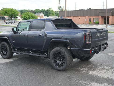 New 2025 GMC Hummer EV 2X w/ LPO, Sport Package image 6