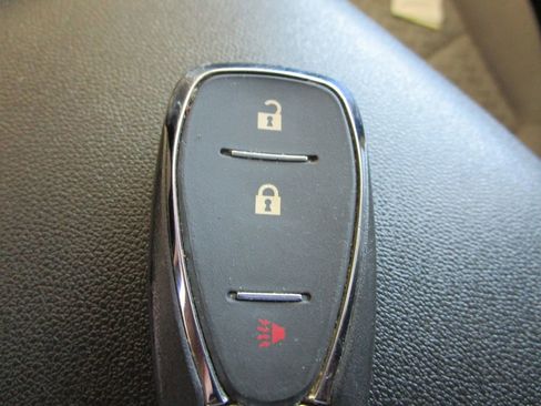 Used 2022 Chevrolet Equinox LS w/ LS Convenience Package FWD image 41