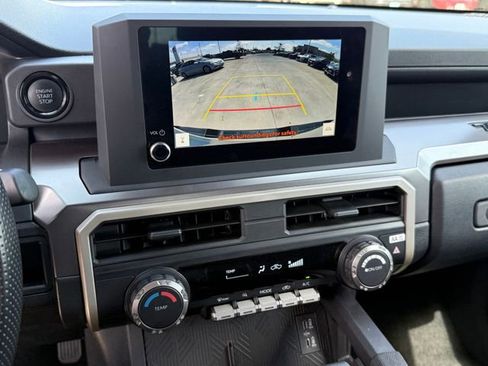 Used 2025 Toyota Tacoma SR5 image 19