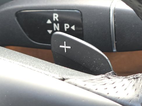 Used 2017 Mercedes-Benz GLE 400 4MATIC image 25