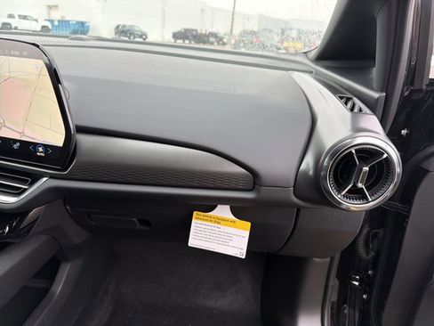 New 2026 Chevrolet Equinox EV LT image 31