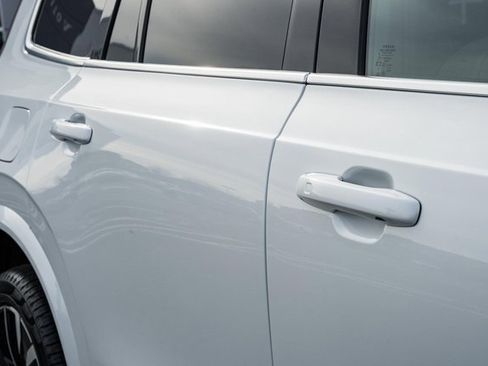 New 2026 Volvo XC90 B6 Ultra image 15
