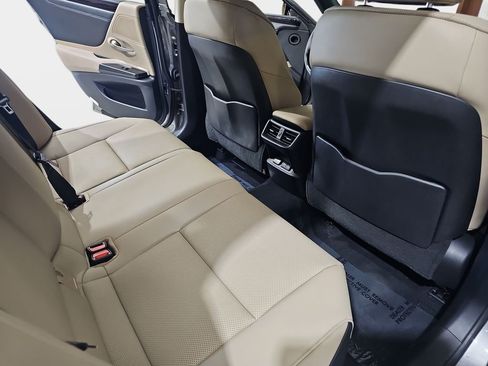 Used 2021 Lexus ES 300h w/ Premium Package FWD image 13
