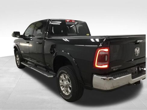 Used 2022 RAM 2500 Laramie AWD/4WD image 32