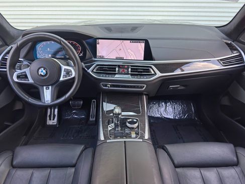 Used 2020 BMW X7 xDrive40i w/ M Sport Package AWD/4WD image 13