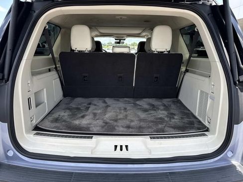 Used 2023 Lincoln Navigator L Black Label AWD/4WD image 14