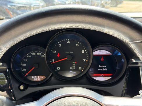 Used 2018 Porsche Macan AWD/4WD image 27