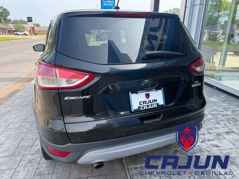 Used 2015 Ford Escape SE FWD image 3