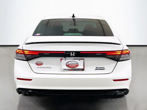 Used 2025 Honda Accord Sport image 5