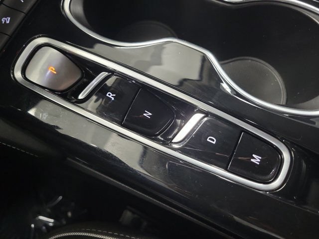 Used 2023 Buick Envision Essence AWD/4WD image 29