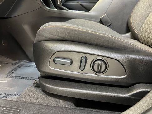 Used 2022 Chevrolet Equinox LT AWD/4WD image 16