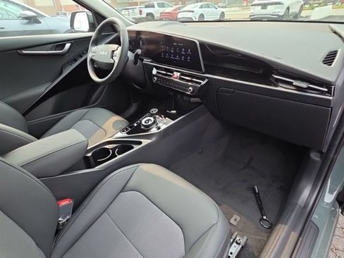 New 2026 Kia Niro Wind w/ Wind Preserve Package FWD image 14