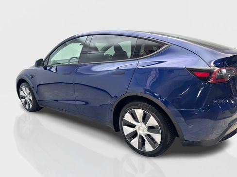 Used 2023 Tesla Model Y Long Range AWD/4WD image 14