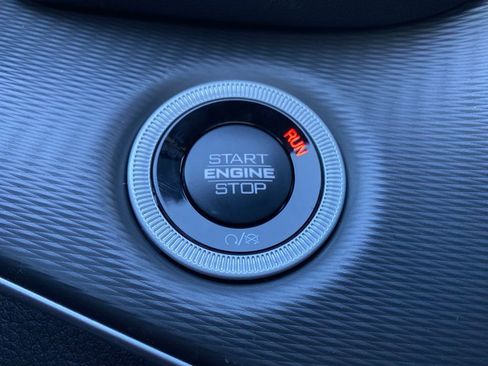New 2025 Jeep Grand Cherokee Laredo X w/ Luxury Tech Group I AWD/4WD image 30