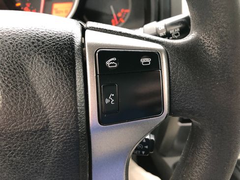 Used 2012 Toyota 4Runner SR5 image 14