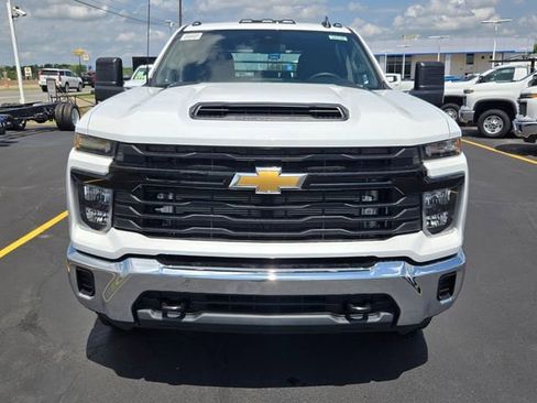 New 2026 Chevrolet Silverado 3500 W/T AWD/4WD image 8