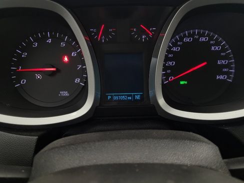 Used 2017 Chevrolet Equinox LT w/ Convenience Package FWD image 23