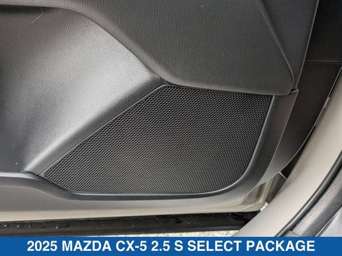 Used 2025 MAZDA CX-5 AWD 2.5 S w/ Select Package image 14