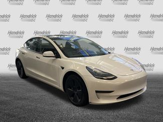 Used 2022 Tesla Model 3 Standard Range RWD video 2